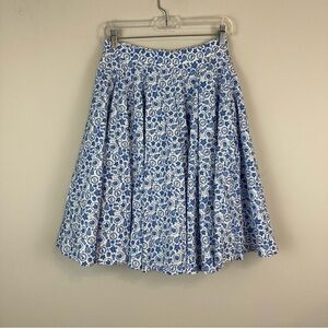 Ludo Cherry | Blue and White A-Line Full Skirt Patterned Size 8